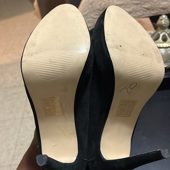 Black and cream hi heels - Picture 8 of 9